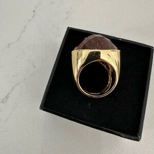 Women fashion ring
